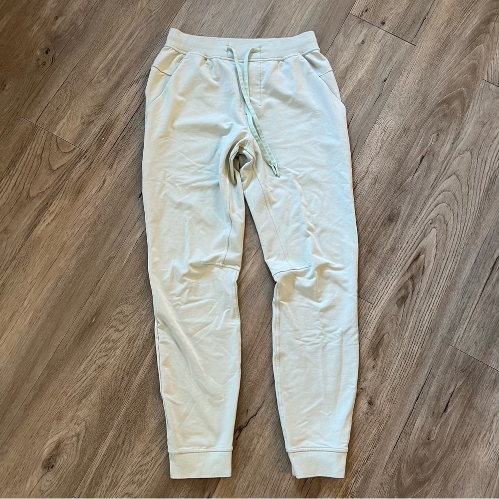 lululemon athletica Light Mint Green Sweatpants